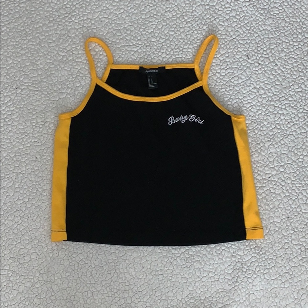 Crop top
